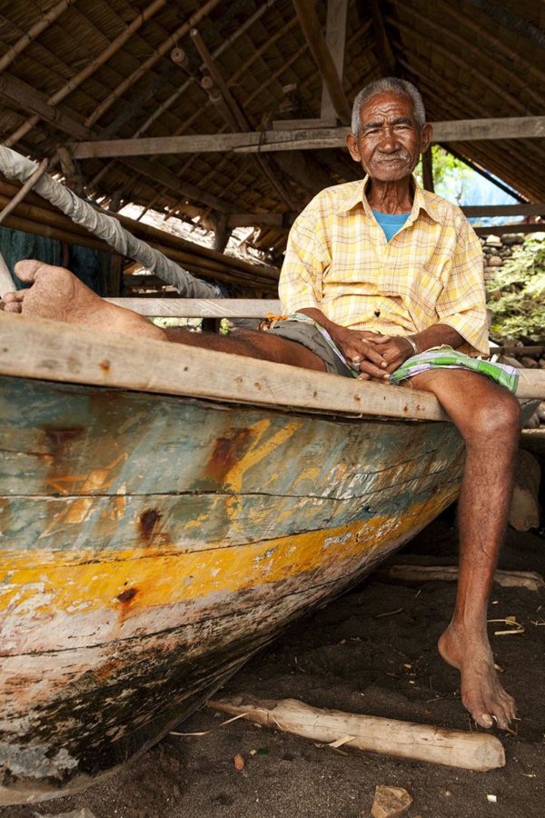Whale hunter in Lamalera
